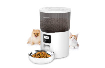 Cat and dog feeders