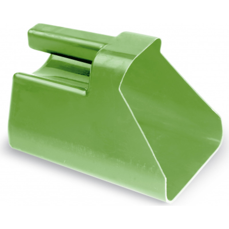 PLASTIC SHOVEL FOR FODDER